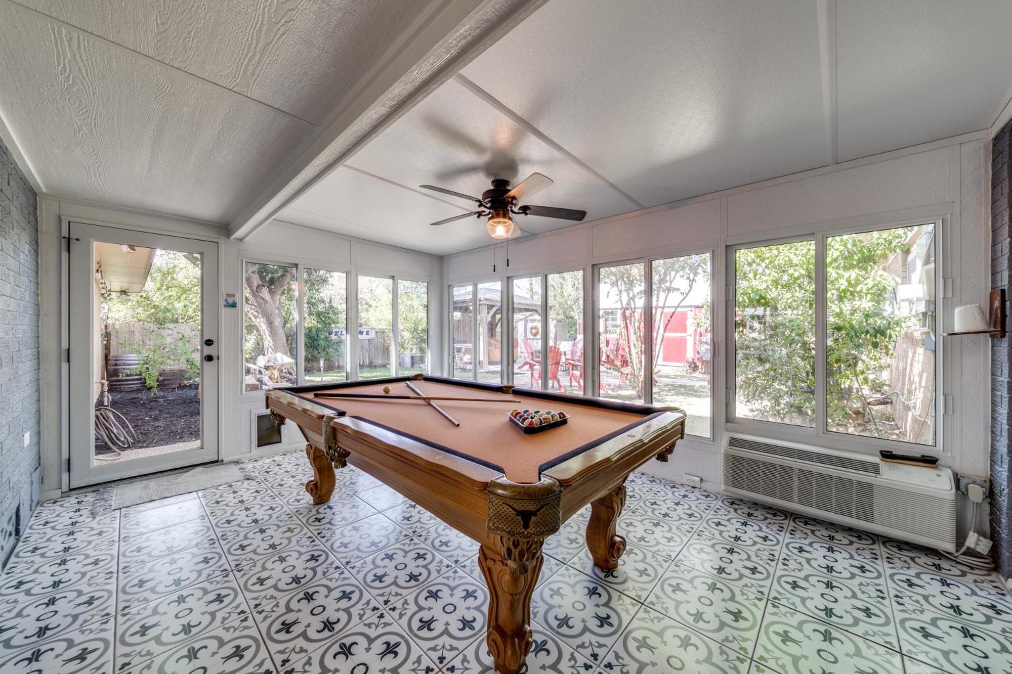Charming Pet Friendly 4 Bdrm Home Mins To Main St And Wineries Fredericksburg Exterior photo